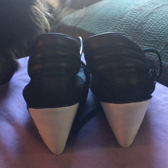 Adidas SLVR black mesh platform sneakers. - Picture 2 of 5